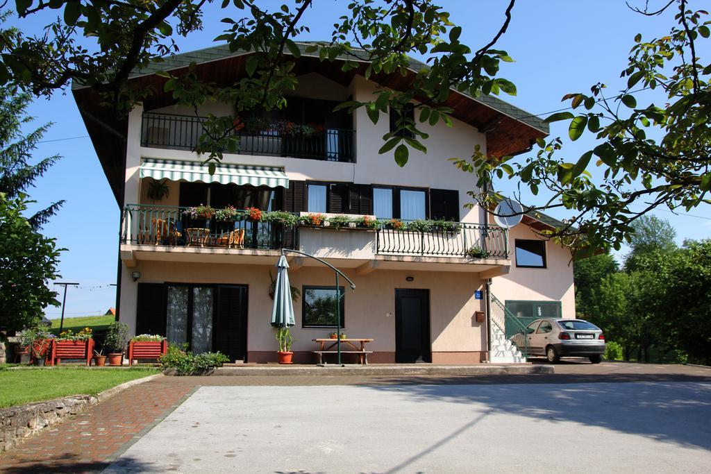 Apartments Strmac Slunj Exterior foto