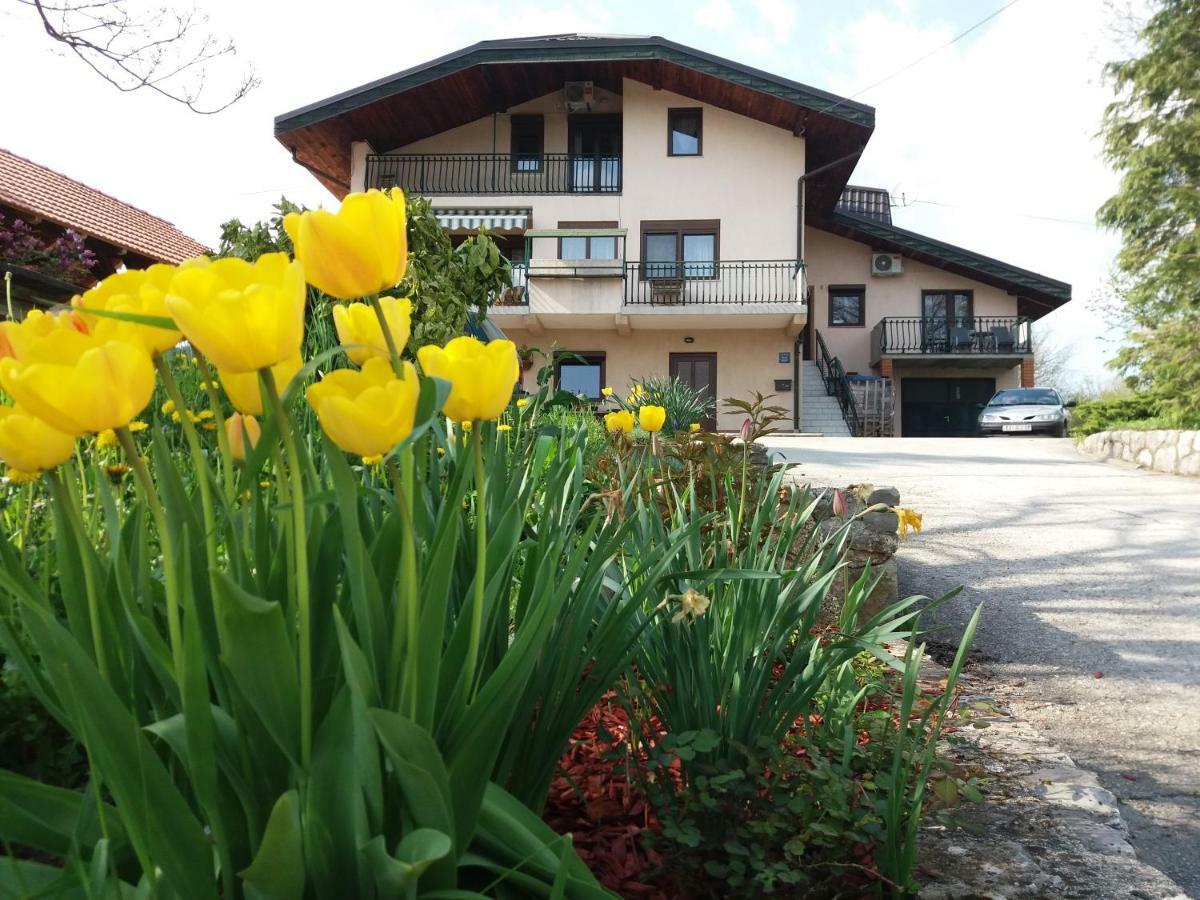 Apartments Strmac Slunj Exterior foto